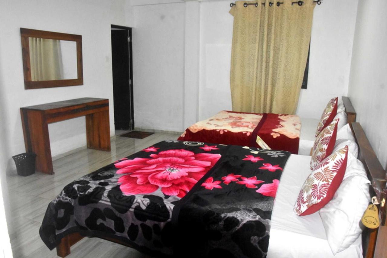 Unique View Nuwaraeliya Hotel Нувара Елия Екстериор снимка