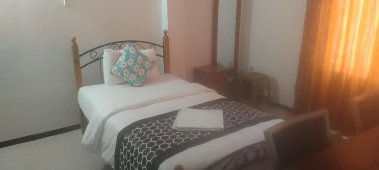 Unique View Nuwaraeliya Hotel Нувара Елия Екстериор снимка
