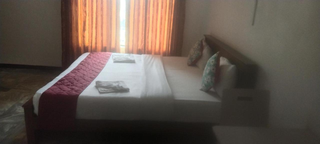 Unique View Nuwaraeliya Hotel Нувара Елия Екстериор снимка
